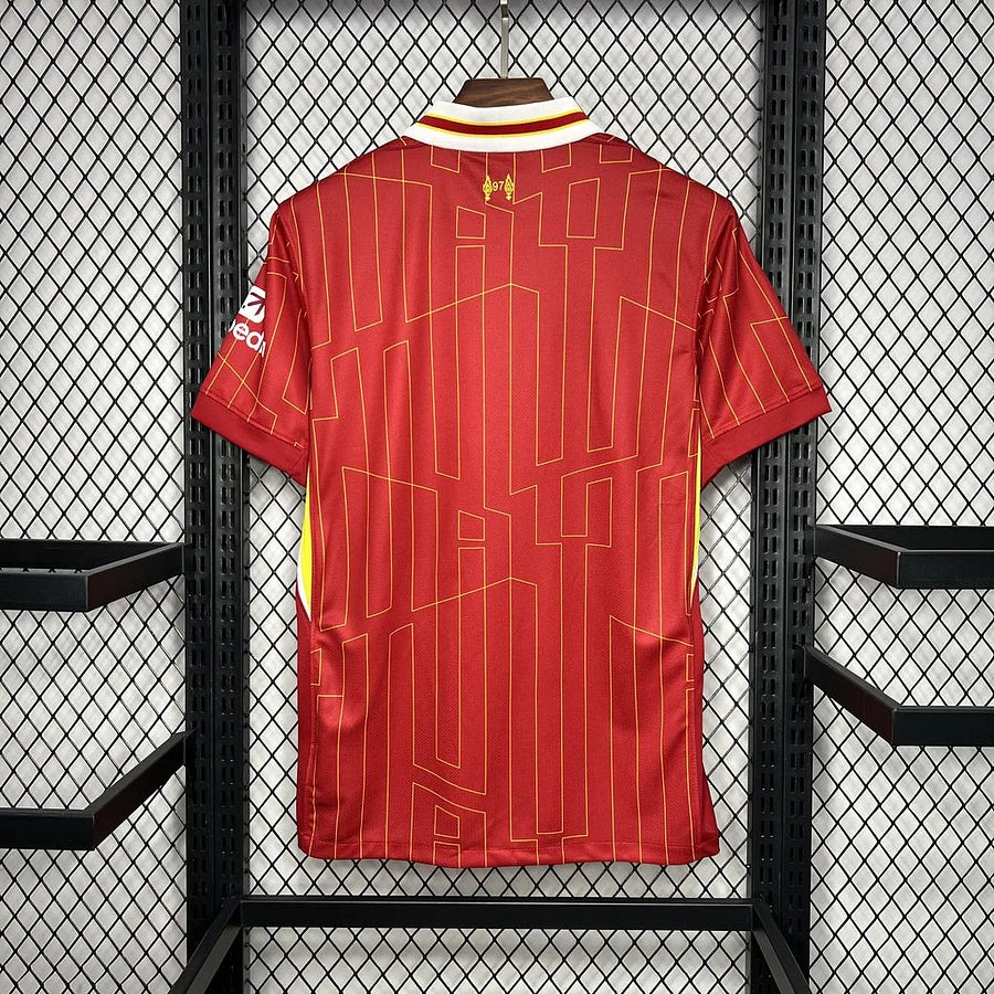 Liverpool 24-25 Home