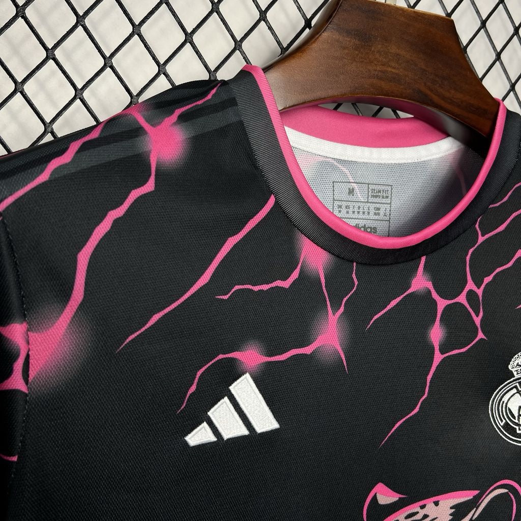 Real Madrid 25-26 Concept Pink Panther
