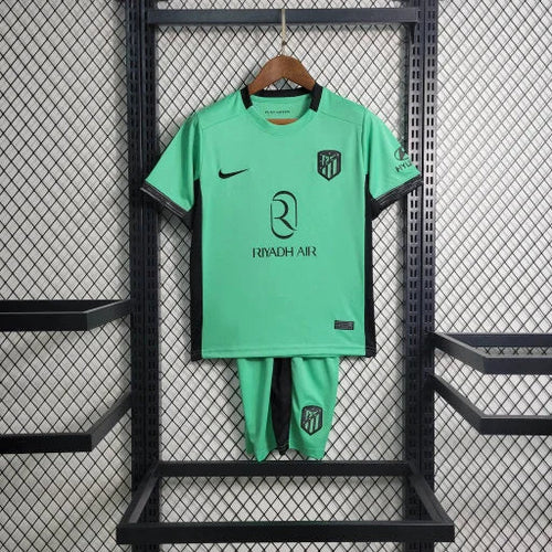 ATM 23-24 Kit Extérieur (KIDS) - StrikeKit