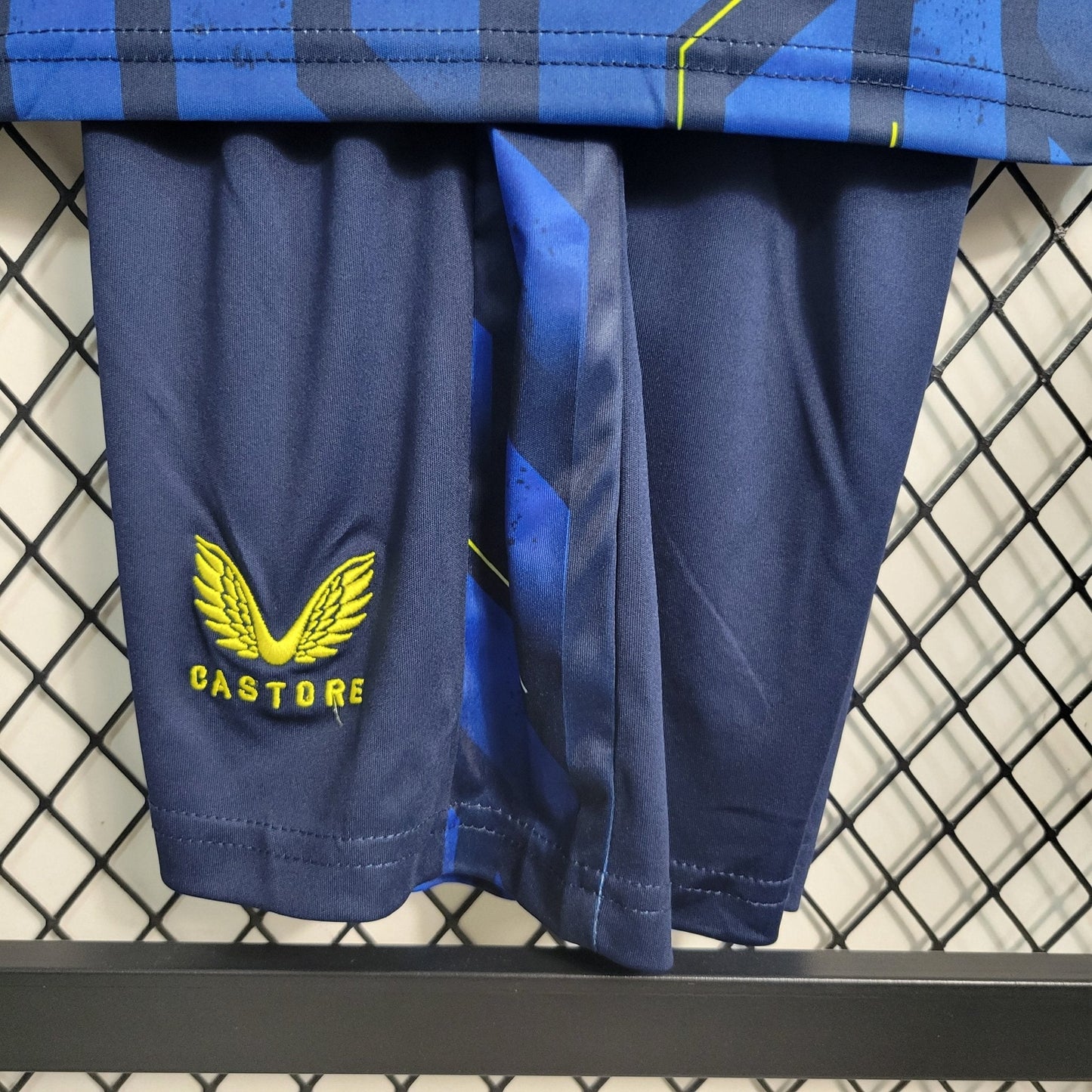 Newcastle 23-24 Kit Third (KIDS) - StrikeKit