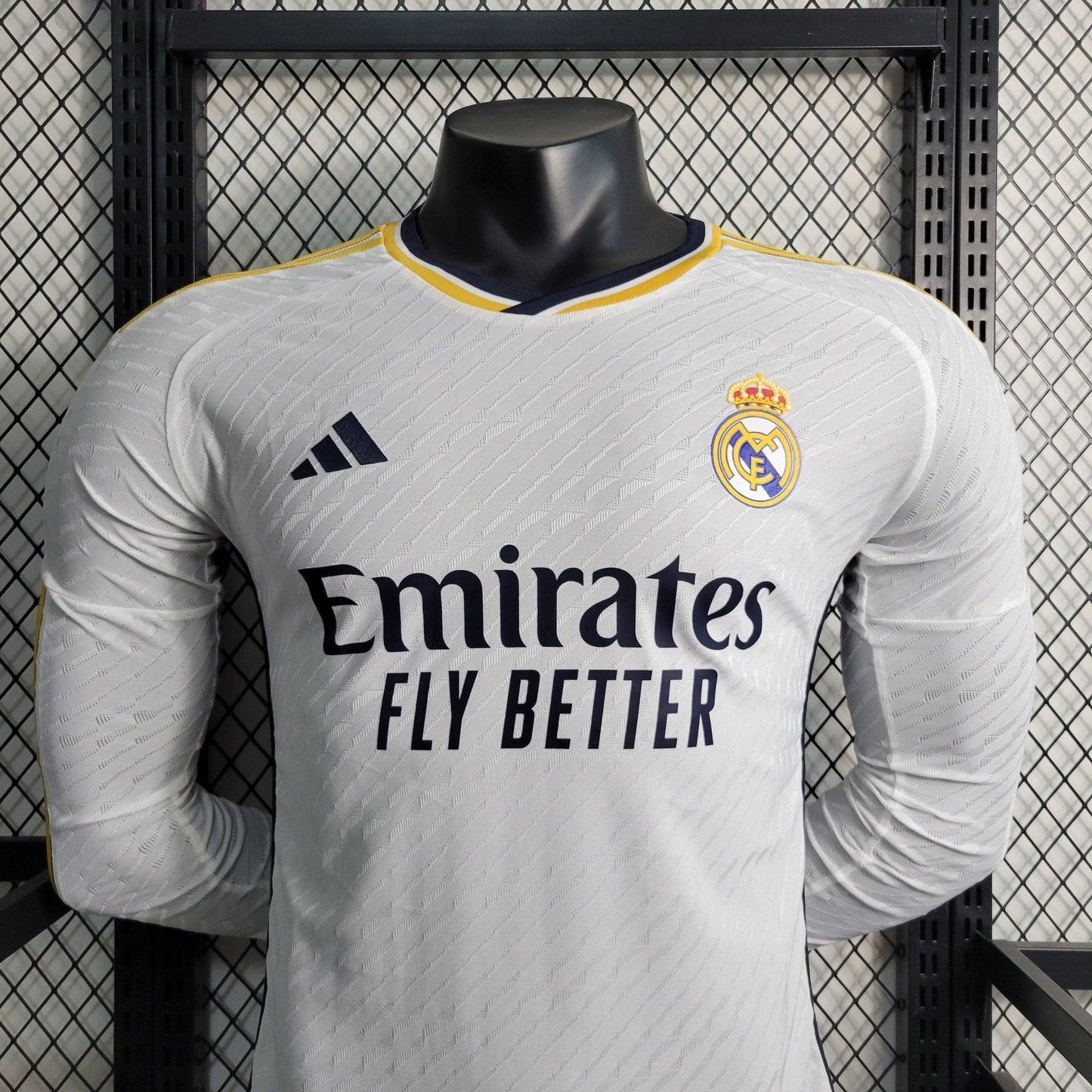 Real Madrid 23-24 Domicile Longues Manches (PLAYER) - StrikeKit