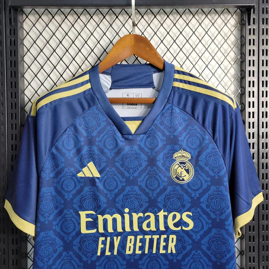 Real Madrid 23-24 Edition spécial Bleu - StrikeKit