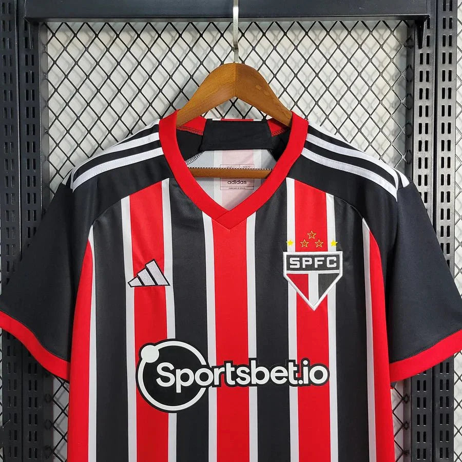Sao Paulo 23-24 Extérieur - StrikeKit