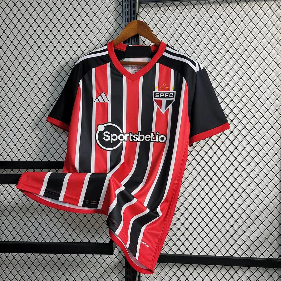 Sao Paulo 23-24 Extérieur - StrikeKit