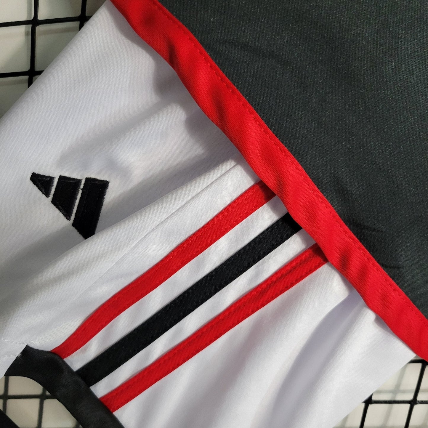 São Paulo 23-24 Kit Third (KIDS) - StrikeKit
