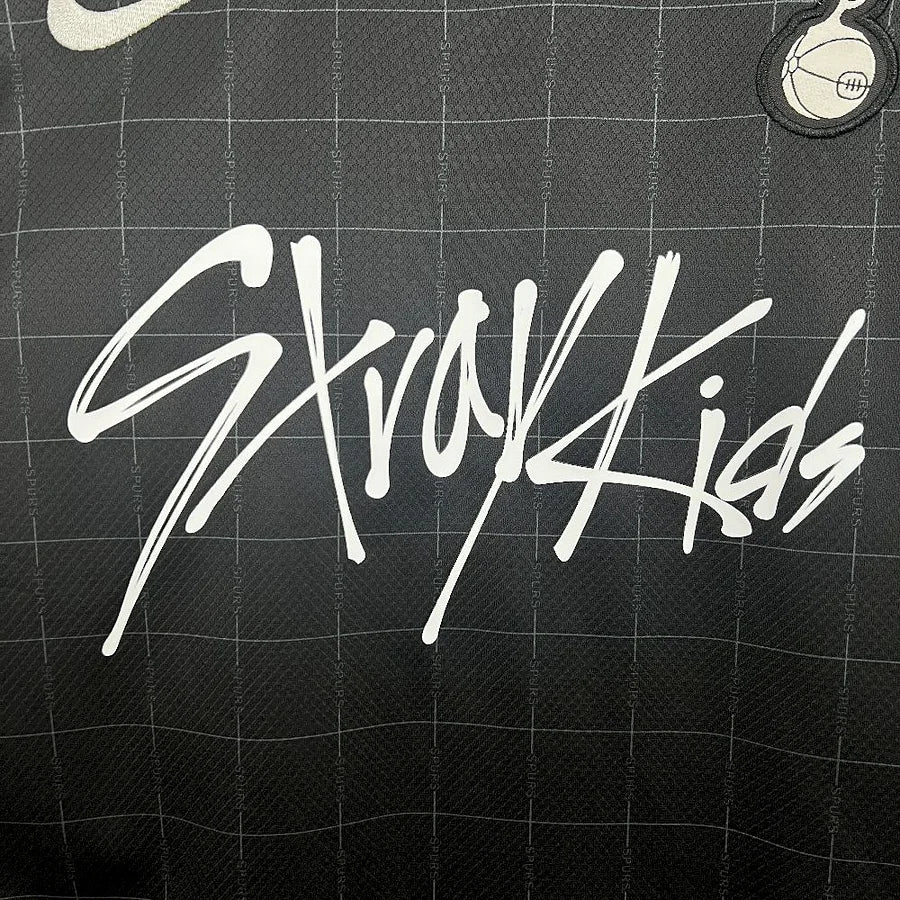 Tottenham X Stray Kids