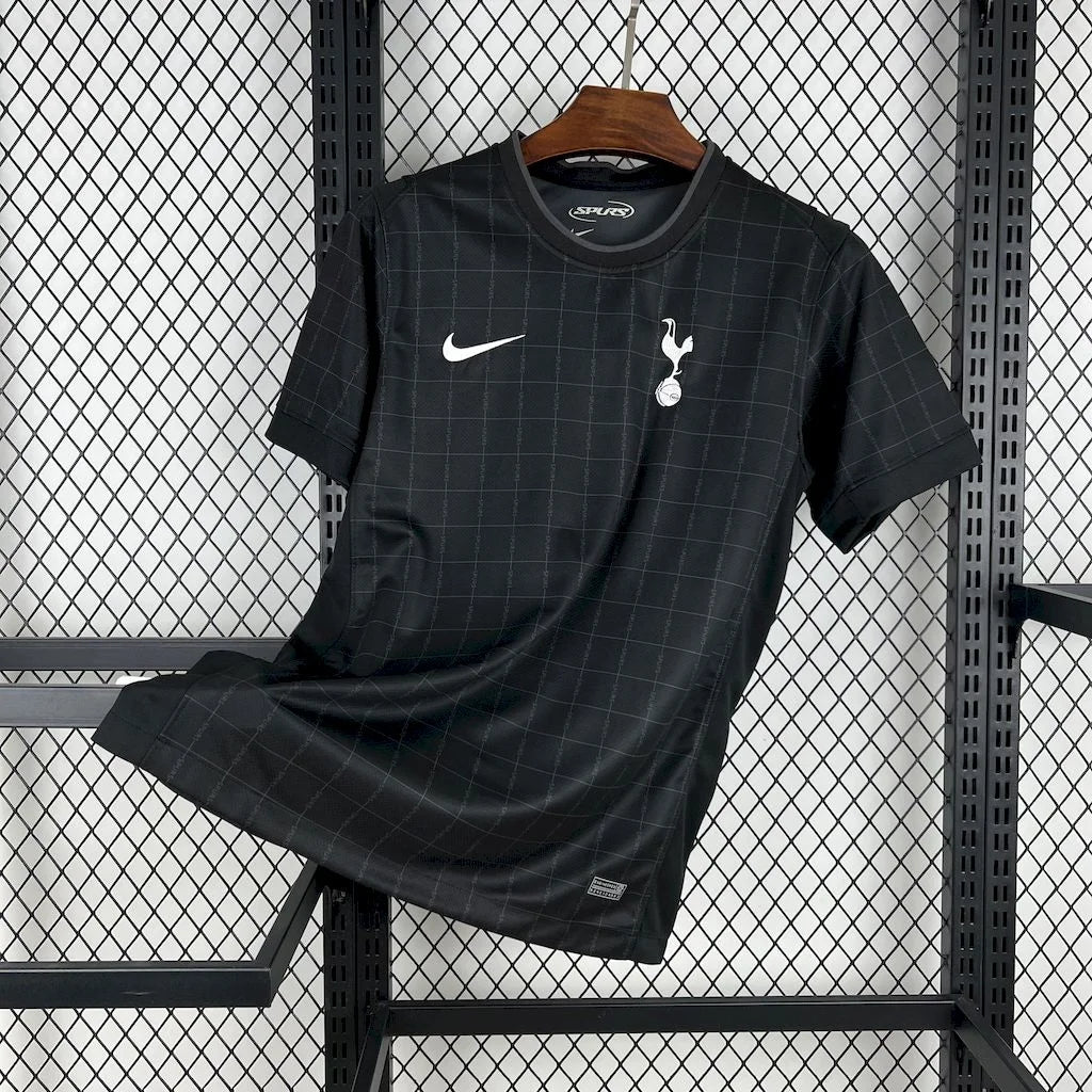 Tottenham 25-26 Away