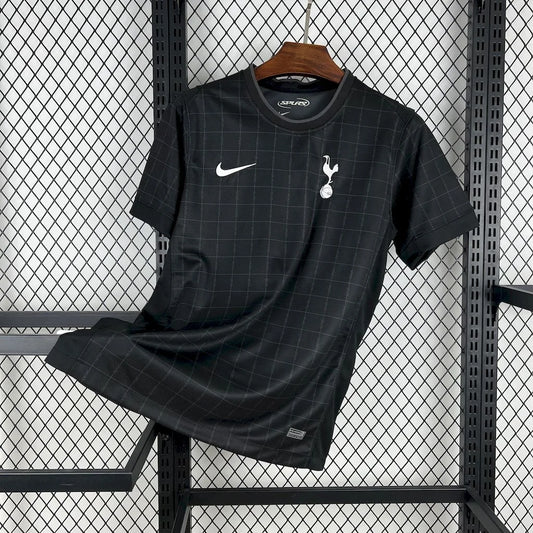 Tottenham 25-26 Away