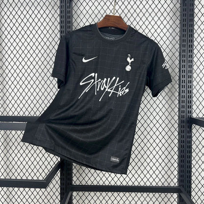 Tottenham X Stray Kids
