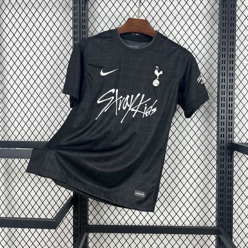 Tottenham X Stray Kids