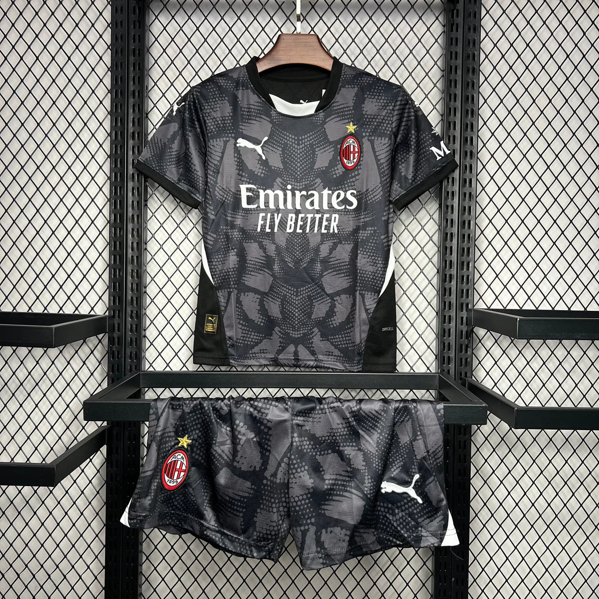 AC Milan 24-25 Kit Goalkeeper (KIDS)