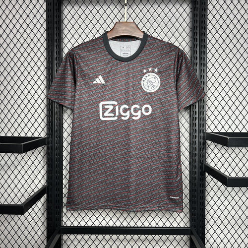 Ajax 24-25 Pre-match