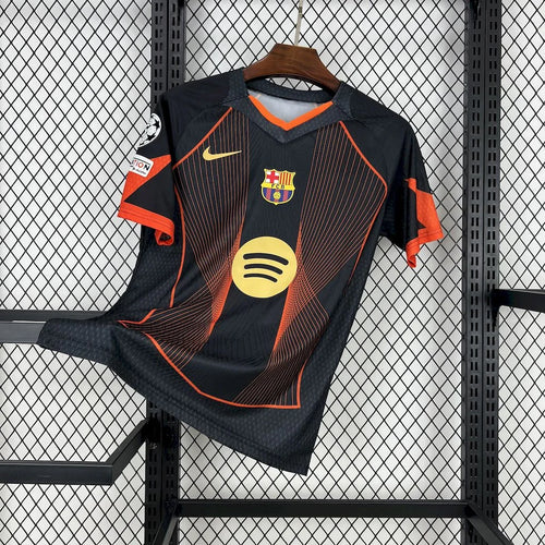 Barcelona 25-26 Concept Third