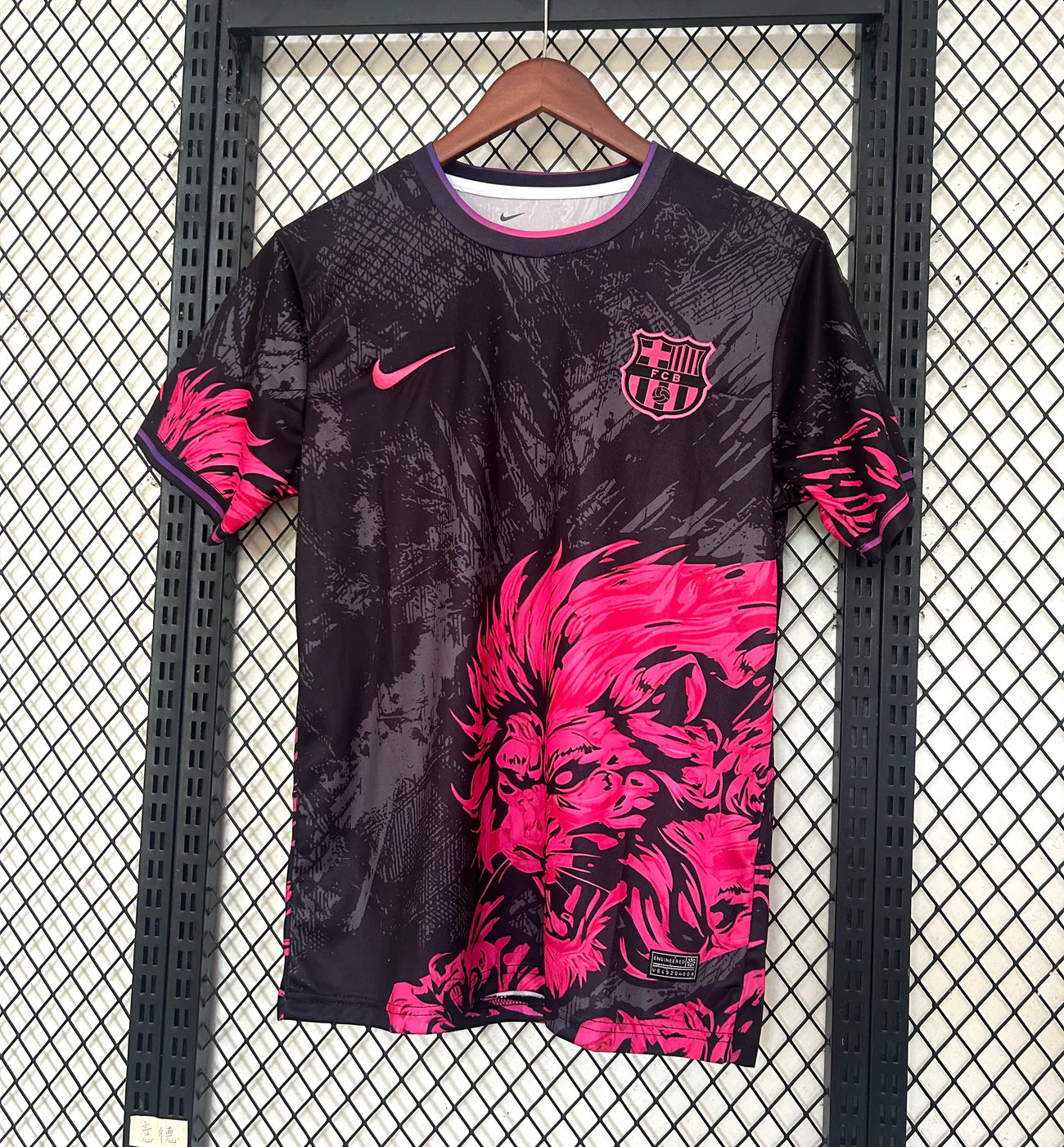 Barcelona 25-26 Concept Pink Lion