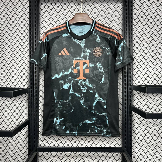 Bayern Munich 24-25 Away