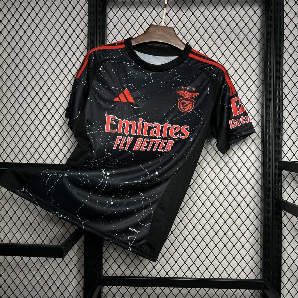 Benfica 24-25 Away