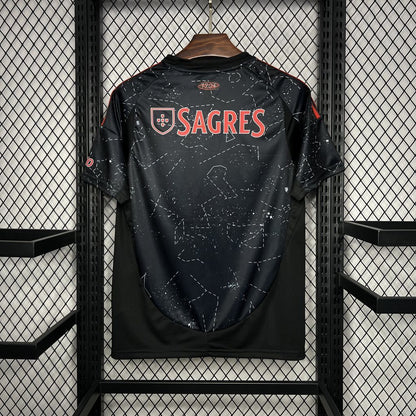 Benfica 24-25 Away