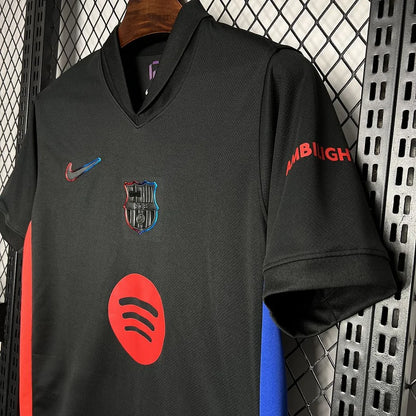 Barcelona 24-25 Away