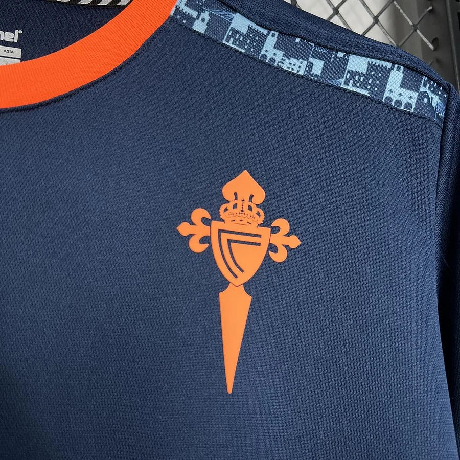 Celta Vigo 24-25 Away