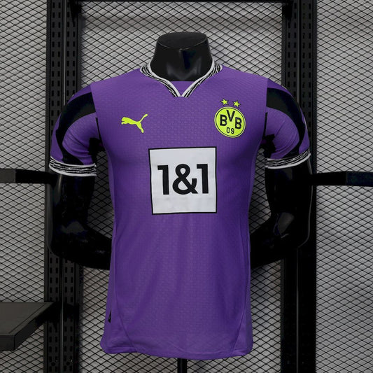 Dortmund 25-26 Goalkeeper (PLAYER)