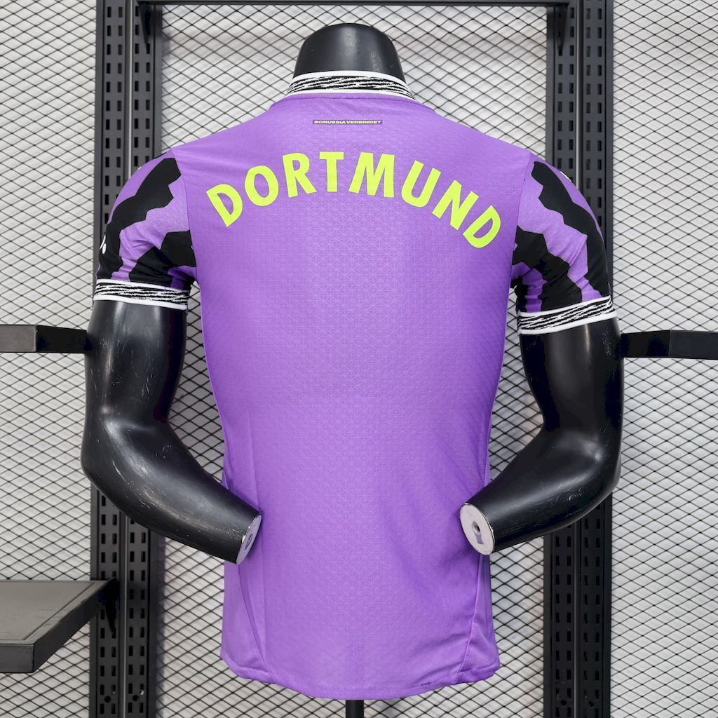 Dortmund 25-26 Goalkeeper (PLAYER)