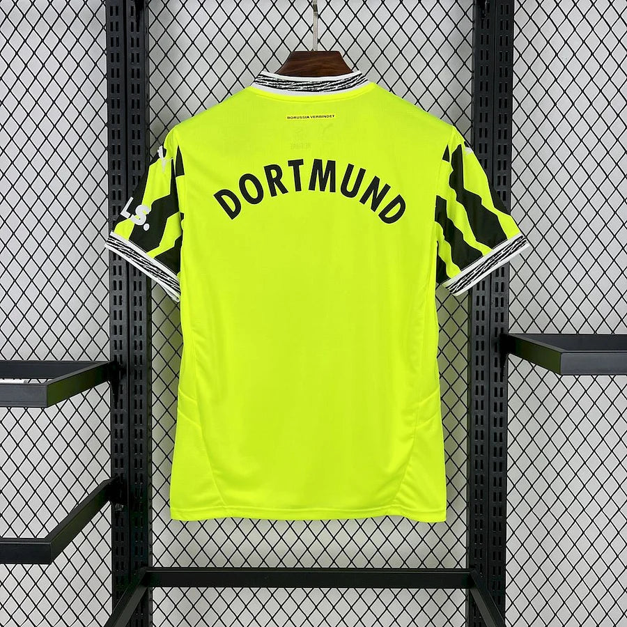 Dortmund 25-26 Third