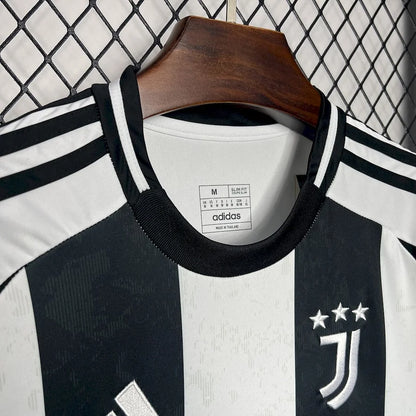 Juventus 24-25 Home