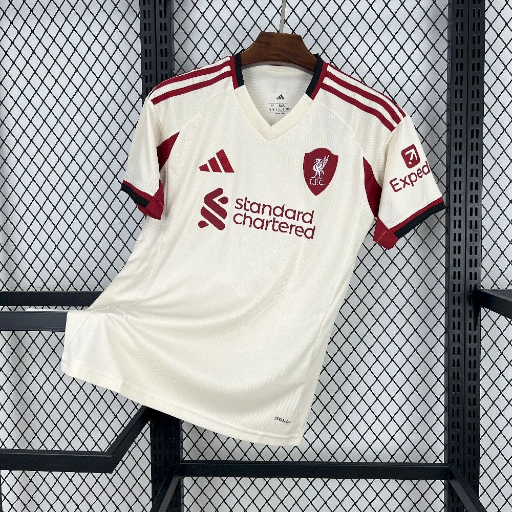 Liverpool 25-26 Away