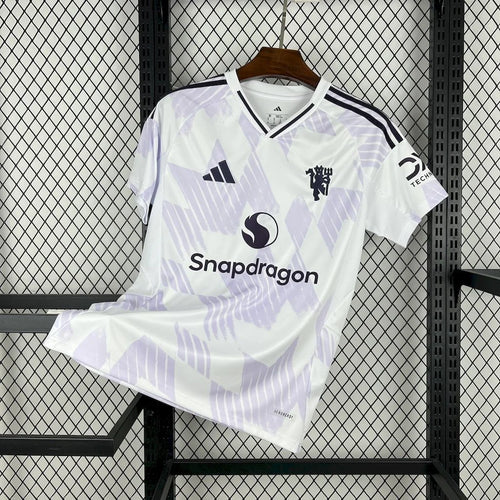 Manchester United 25-26 Away