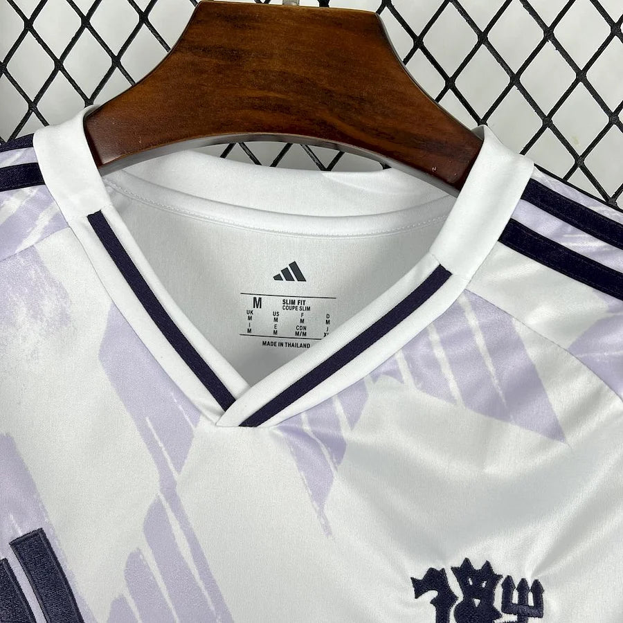 Manchester United 25-26 Away