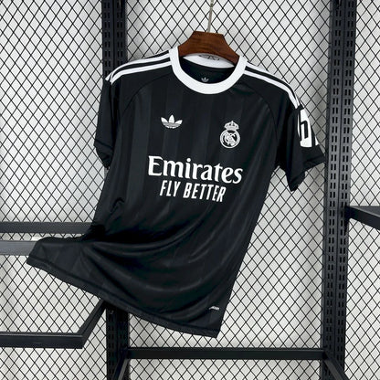 Real Madrid 25-26 Goalkeeper