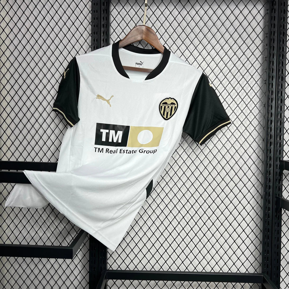 Valencia 24-25 Home