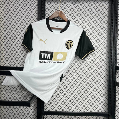 Valencia 24-25 Home