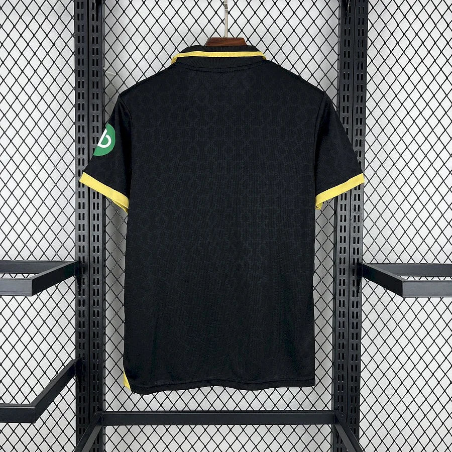 West Ham 25-26 Away