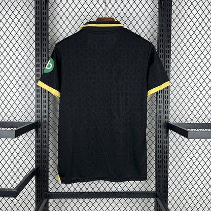 West Ham 25-26 Away