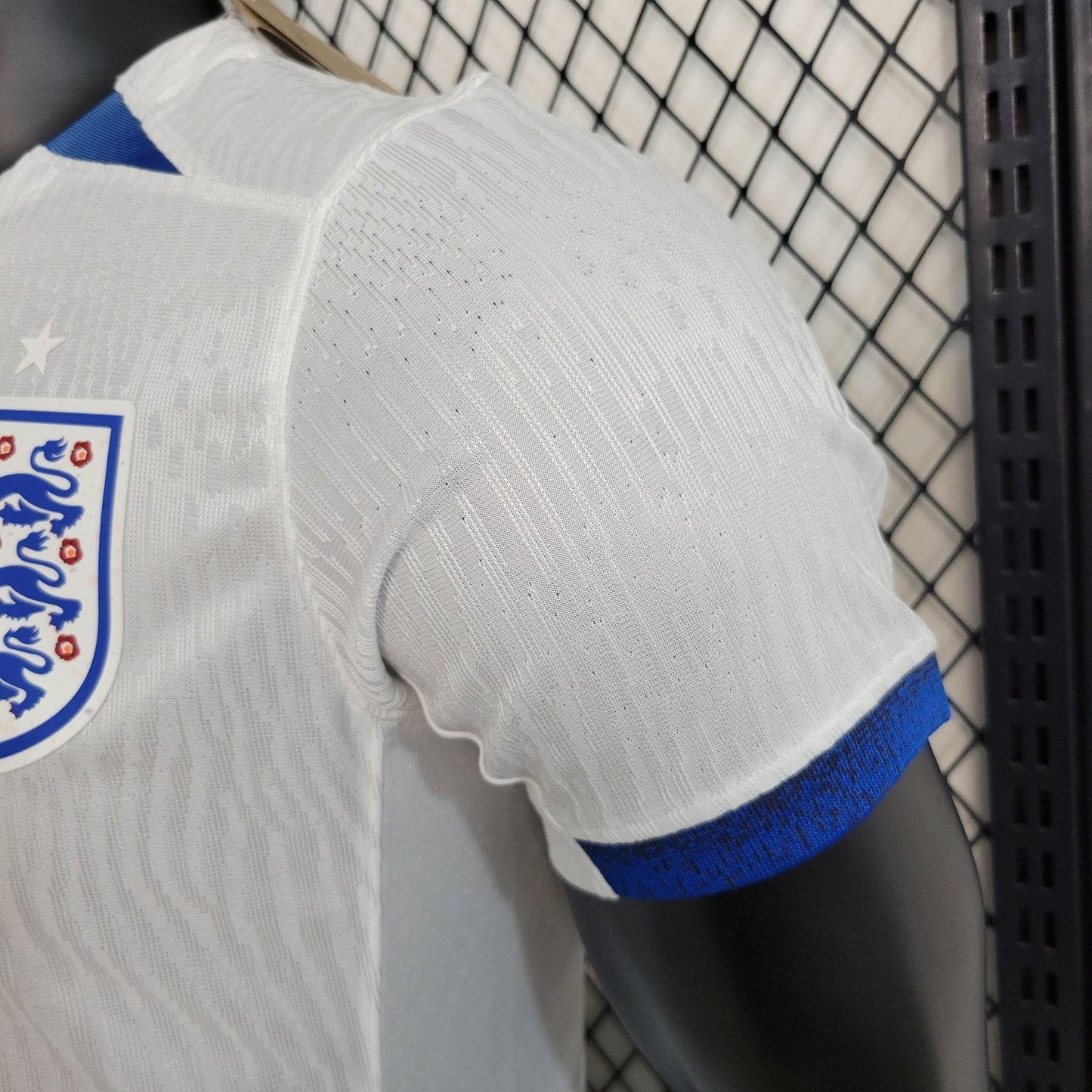 Angleterre 23-24 Domicile (PLAYER) - StrikeKit