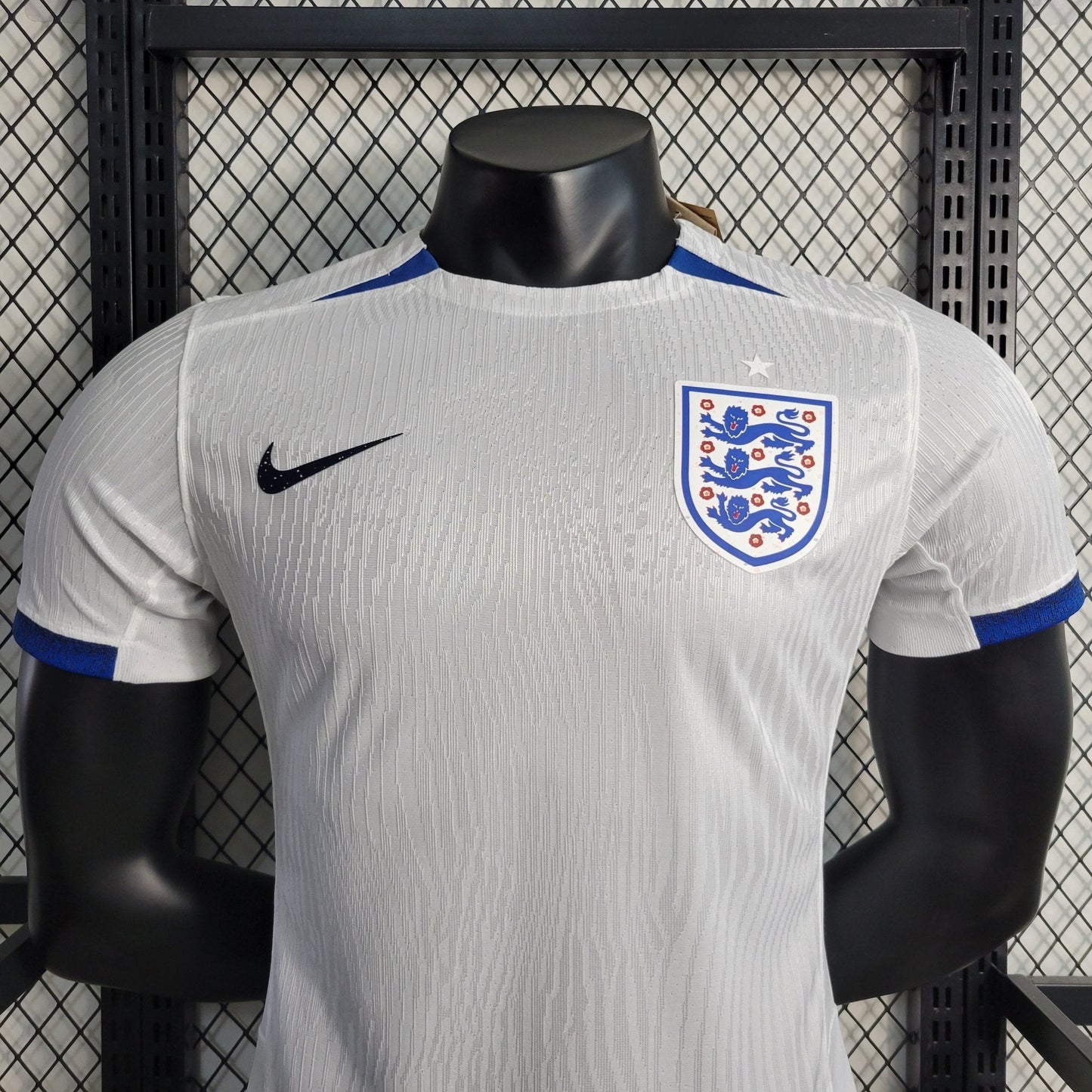 Angleterre 23-24 Domicile (PLAYER) - StrikeKit