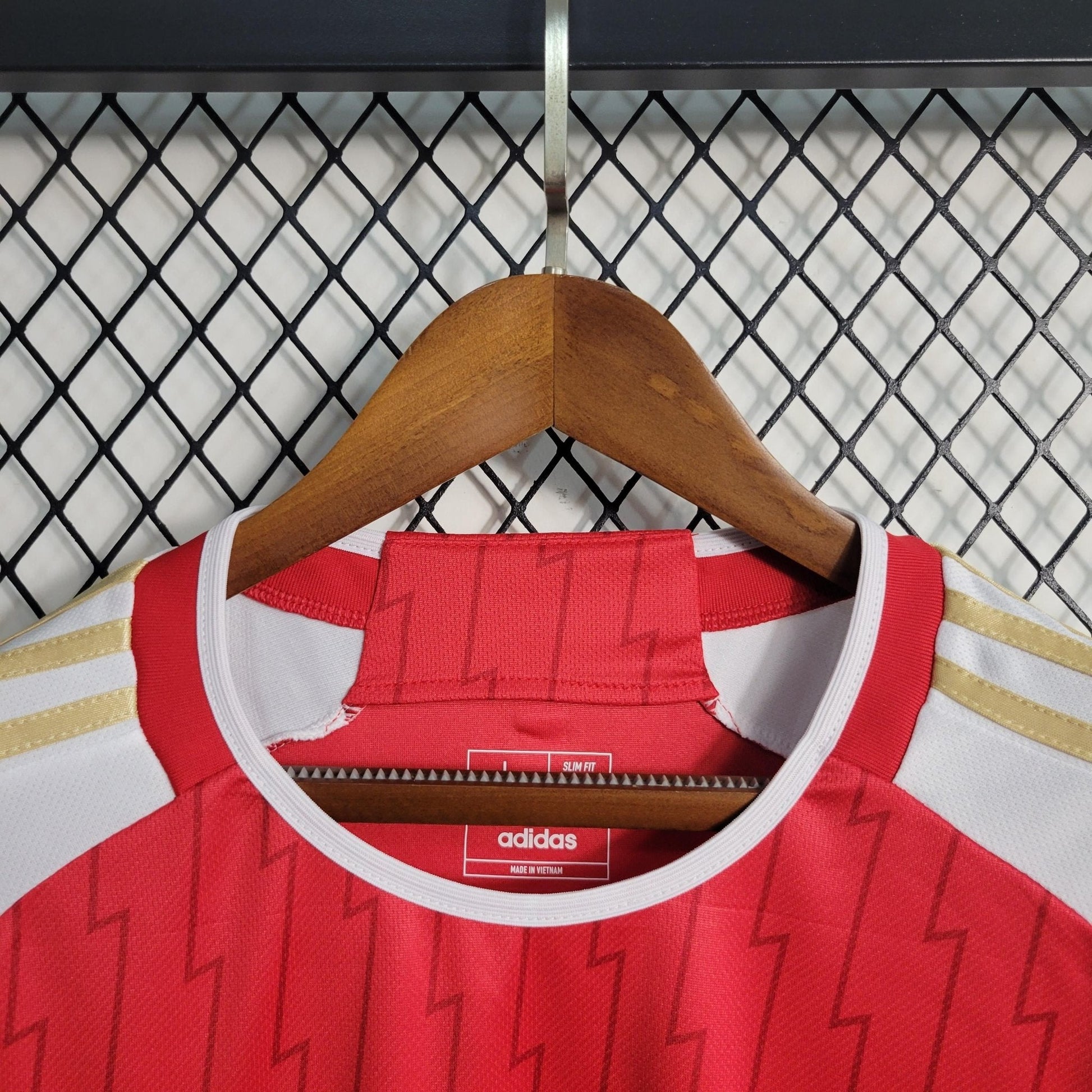 Arsenal 23-24 Domicile - StrikeKit