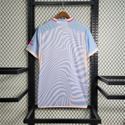 Arsenal 23-24 Edition BubbleGum - StrikeKit