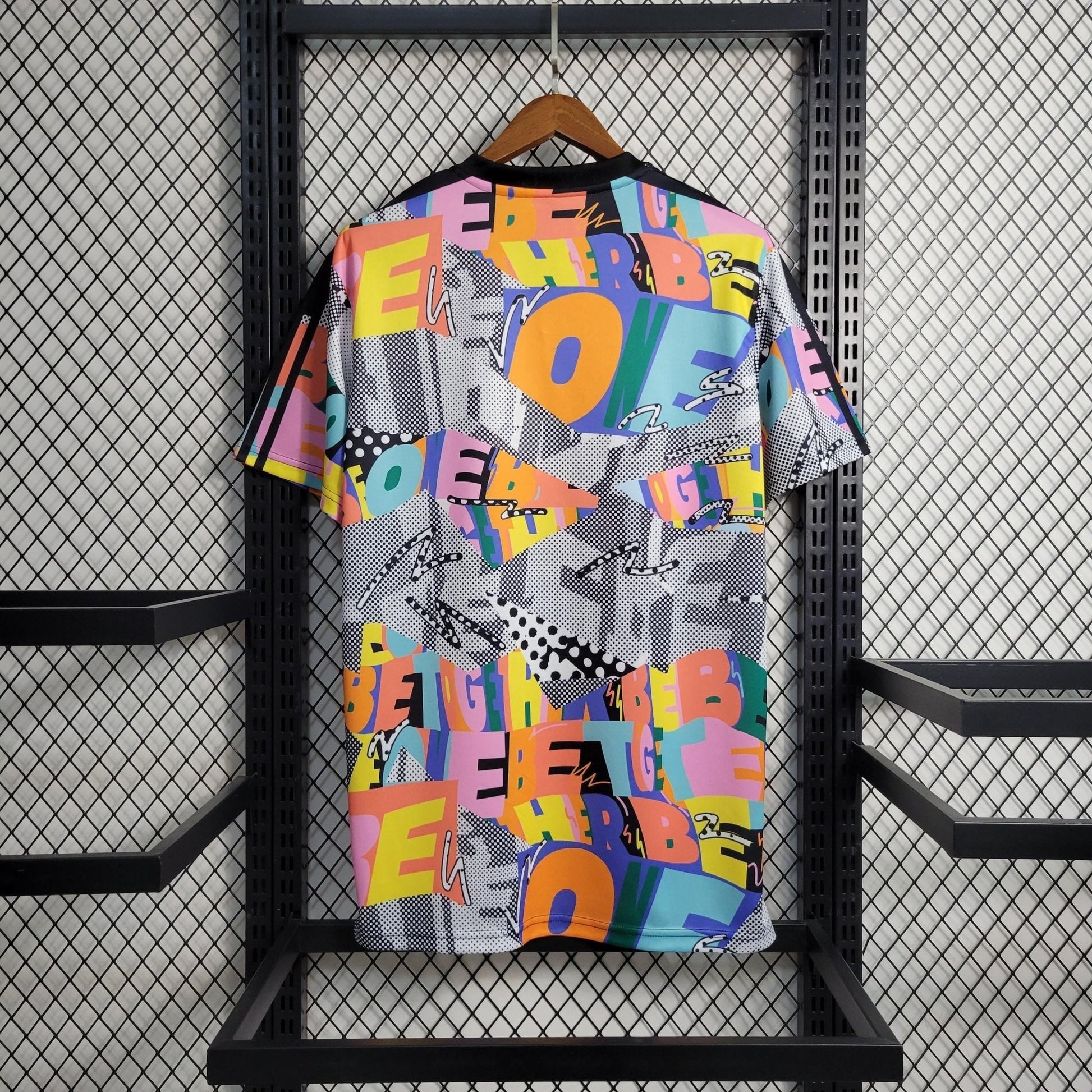 Arsenal 23-24 Edition Spécial Love Unites - StrikeKit