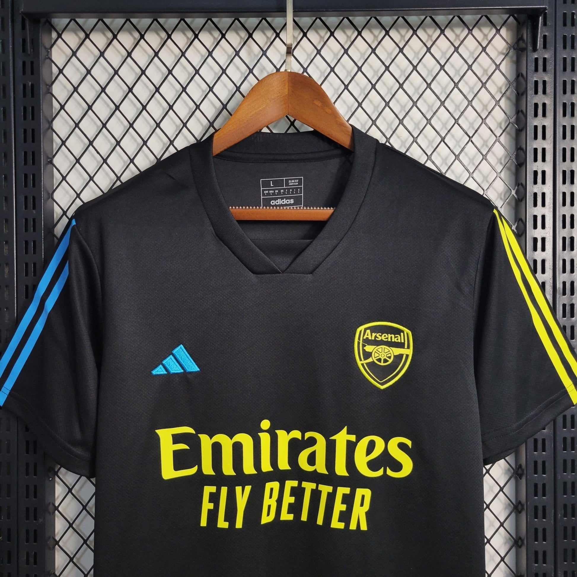 Arsenal 23-24 Entraînement Black - StrikeKit