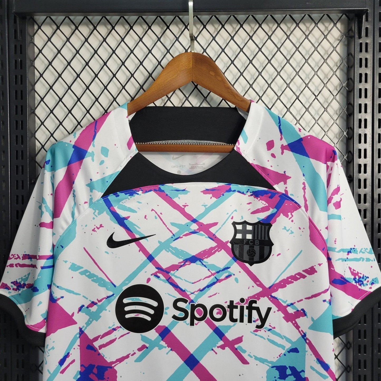 Barcelona 23-24 Training White