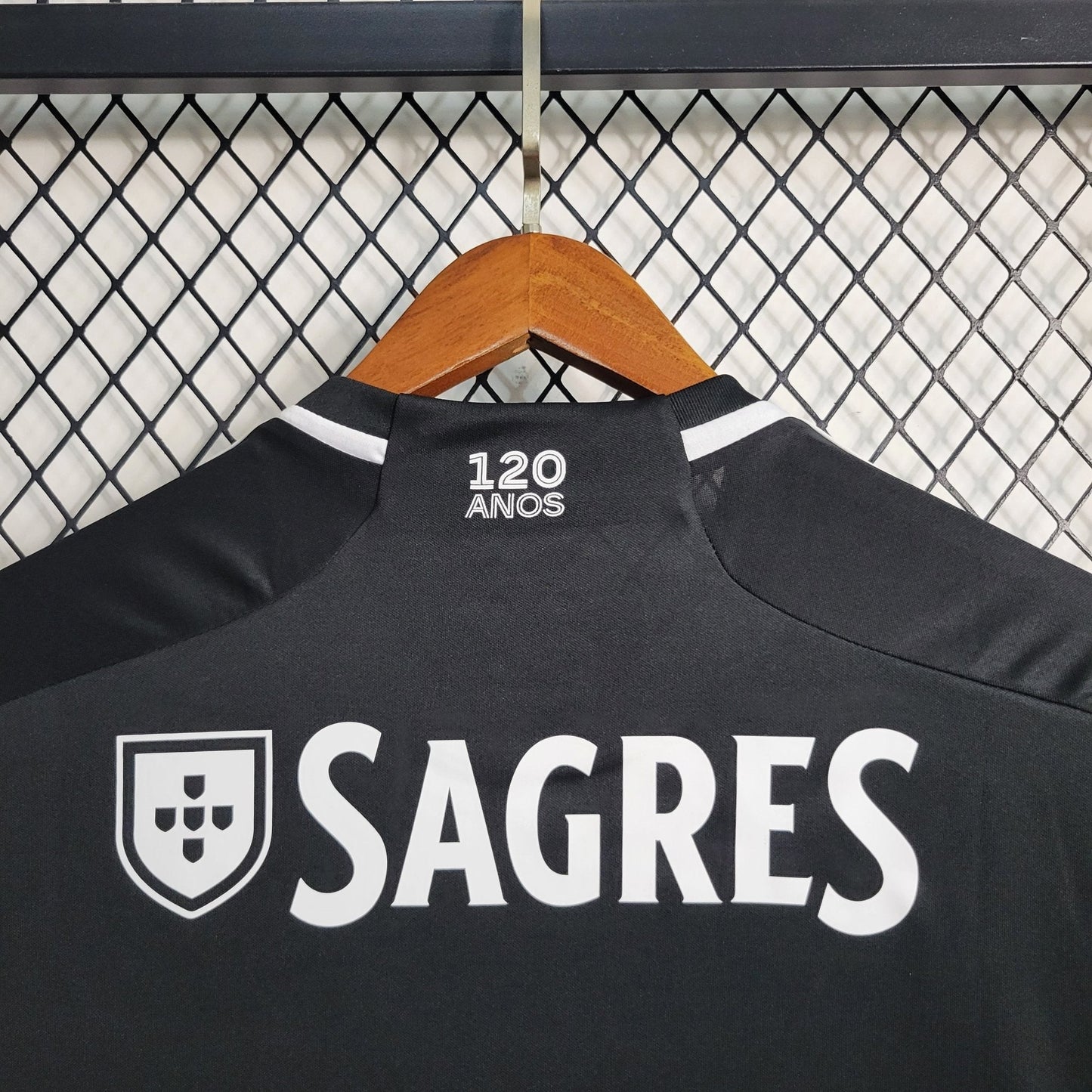 Benfica 23-24 Away
