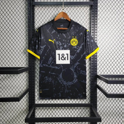 Dortmund 23-24 Extérieur - StrikeKit
