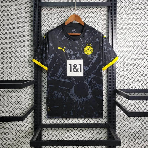 Dortmund 23-24 Extérieur - StrikeKit