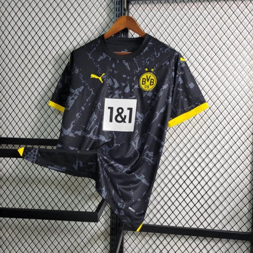 Dortmund 23-24 Extérieur - StrikeKit