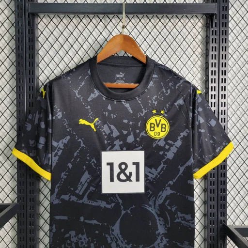 Dortmund 23-24 Extérieur - StrikeKit