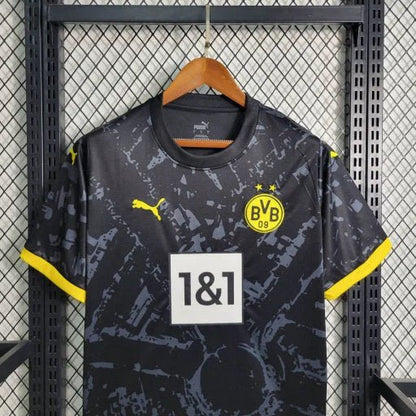 Dortmund 23-24 Extérieur - StrikeKit