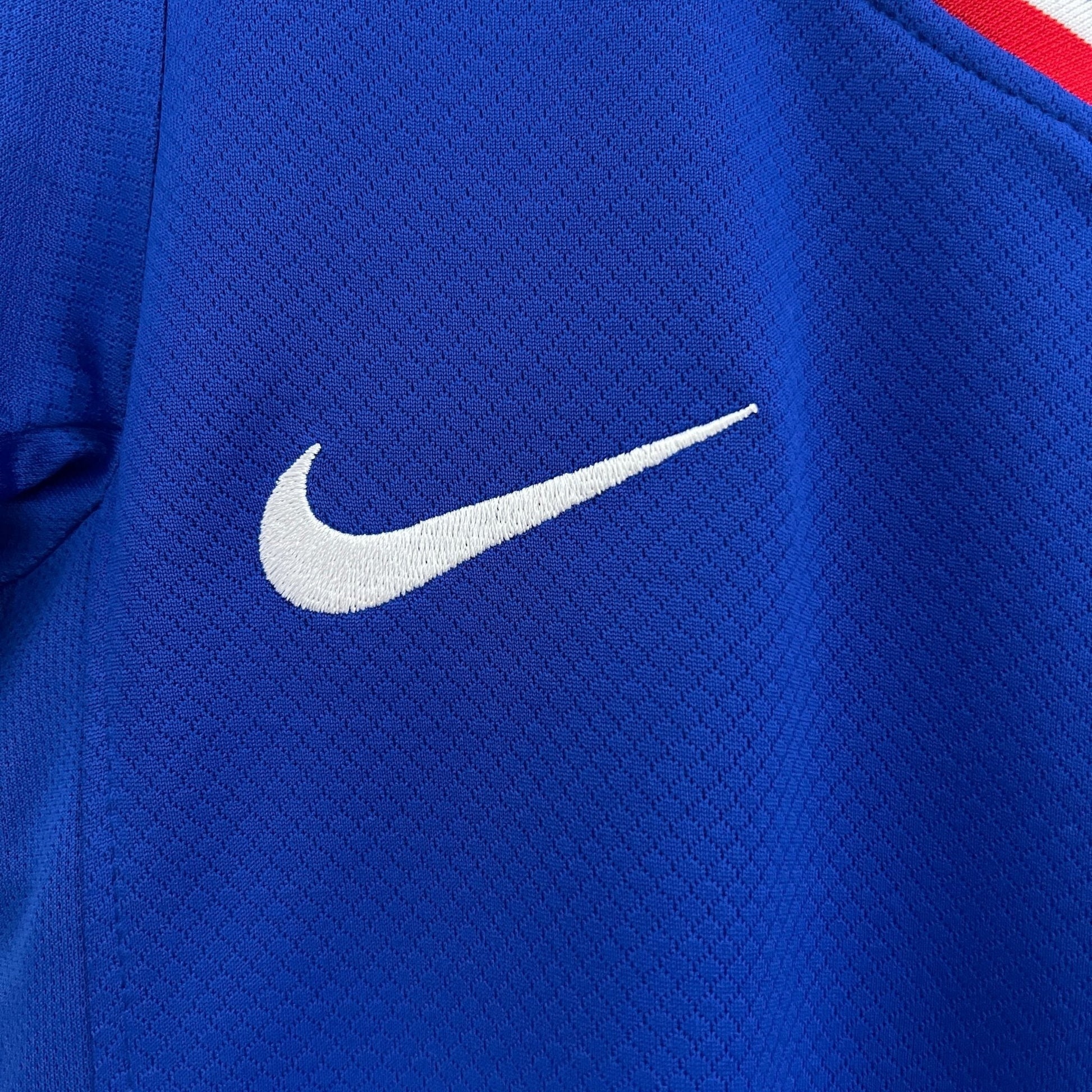 France 24-25 Kit Domicile EURO (KIDS) - StrikeKit