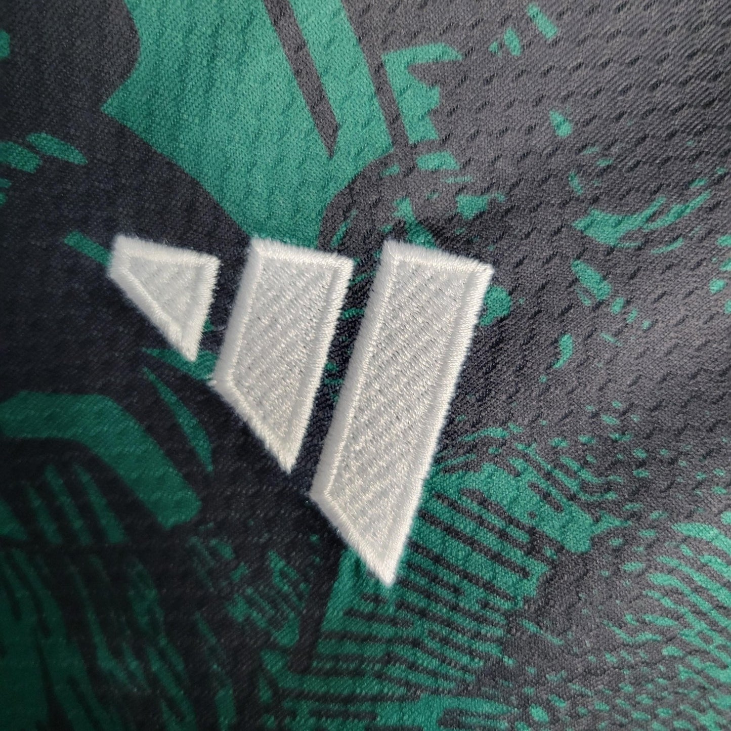 Italie 23-24 Edition spécial Vert - StrikeKit